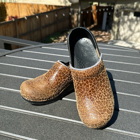 Sanita leather clogs size 37 - Picture 1 of 5